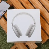 5 AIRPODS max